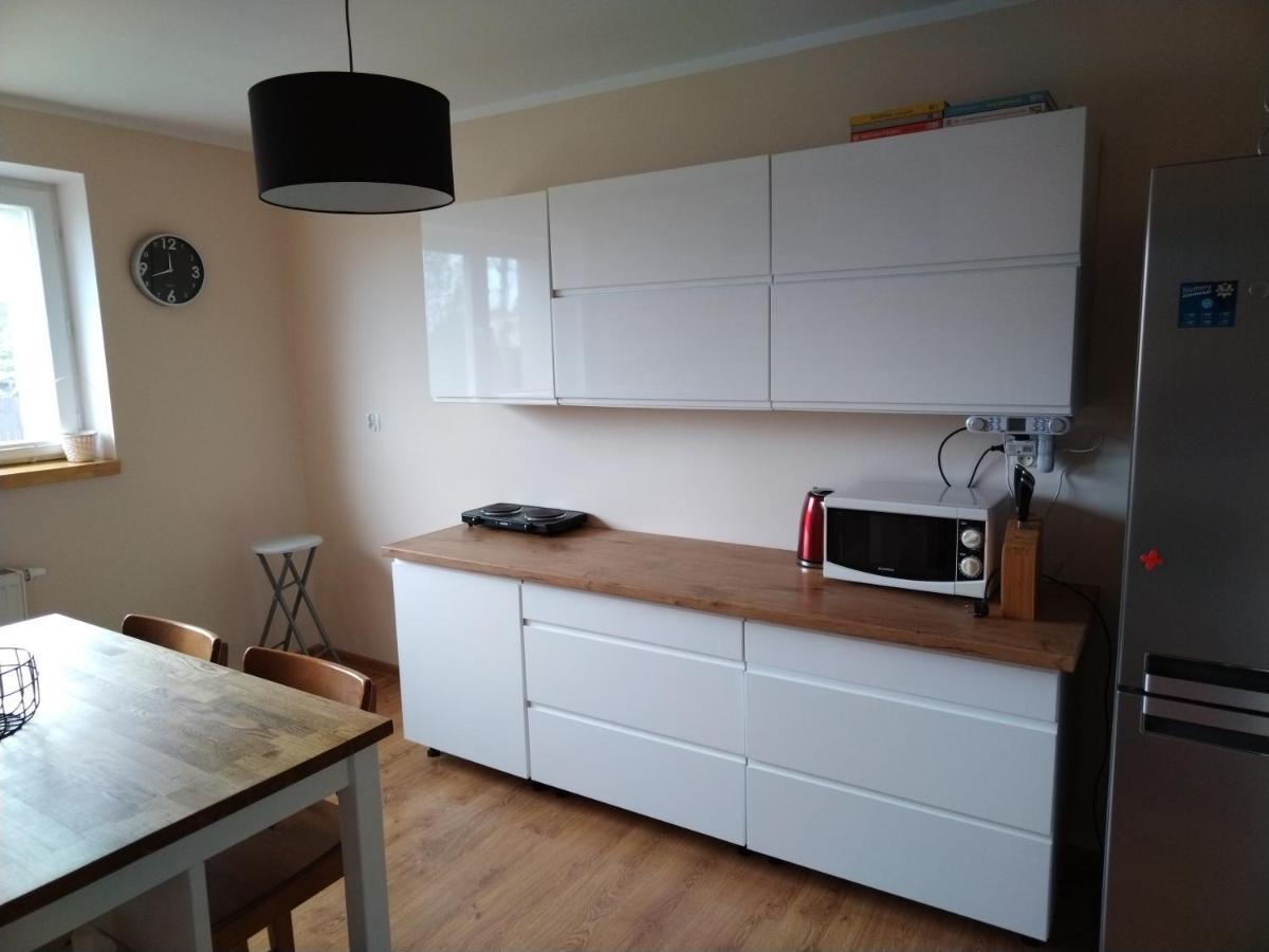 Wygodny Apartament Blisko Morza Lokciowe Esterno foto