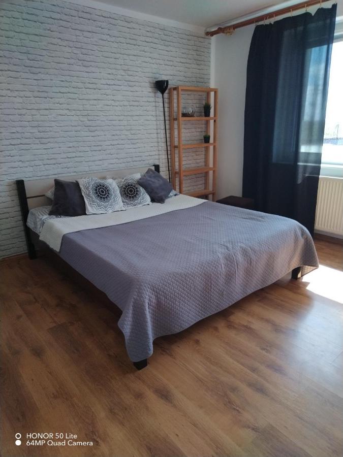 Wygodny Apartament Blisko Morza Lokciowe Esterno foto