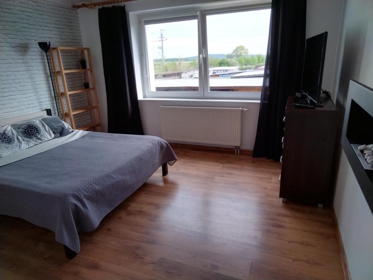 Wygodny Apartament Blisko Morza Lokciowe Esterno foto